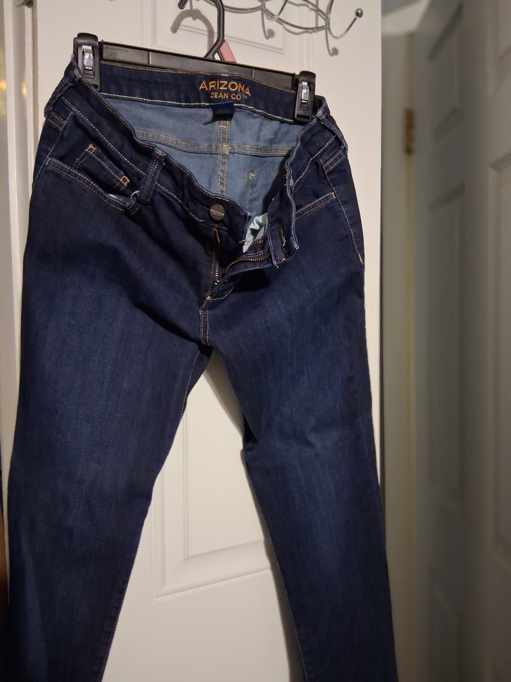 Arizona Jean Company Women's Indigo Skinny Jeans